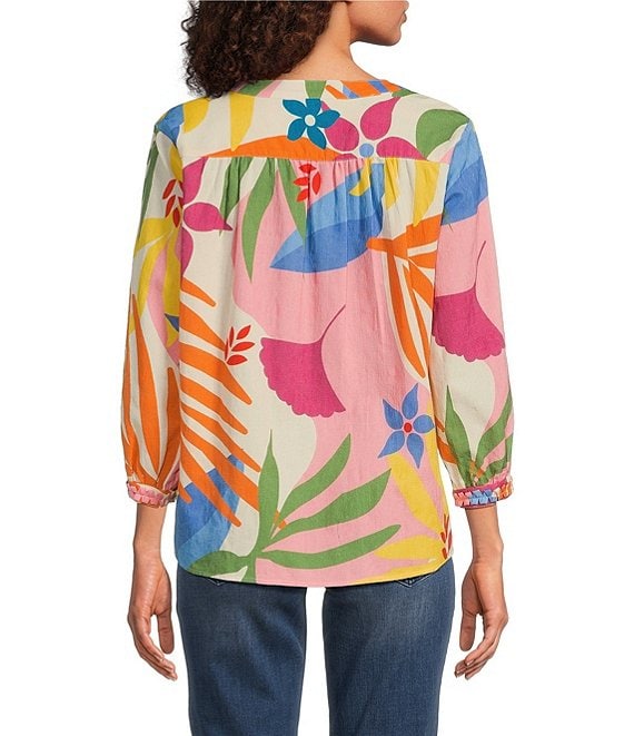 Floral Textured Cotton Split V-Neck 3/4 Sleeve Blouse