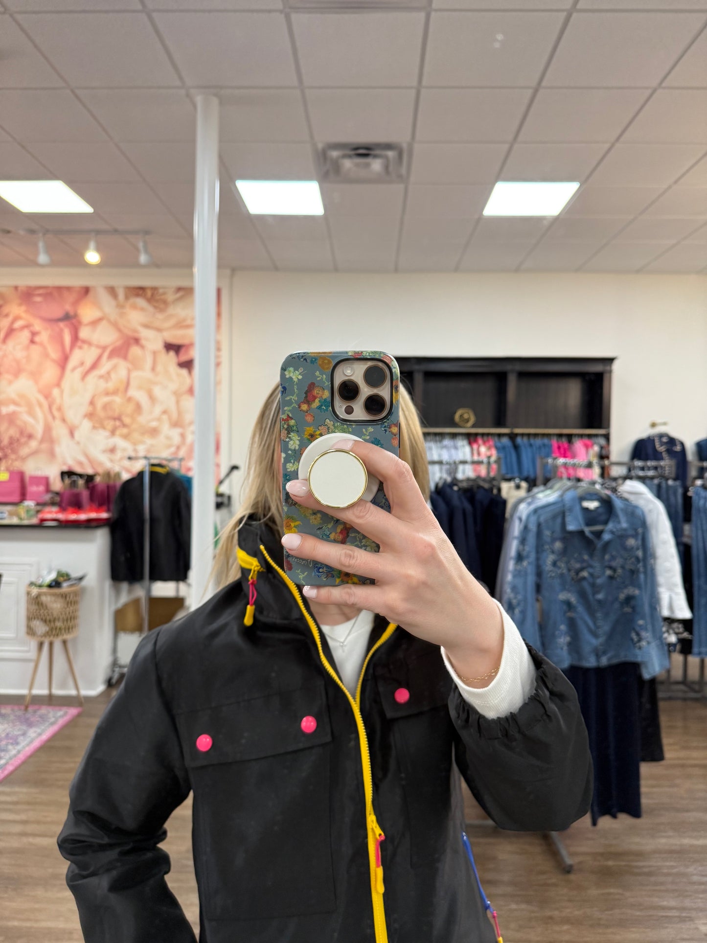 Black 90's Water Repellant Jacket With Hood