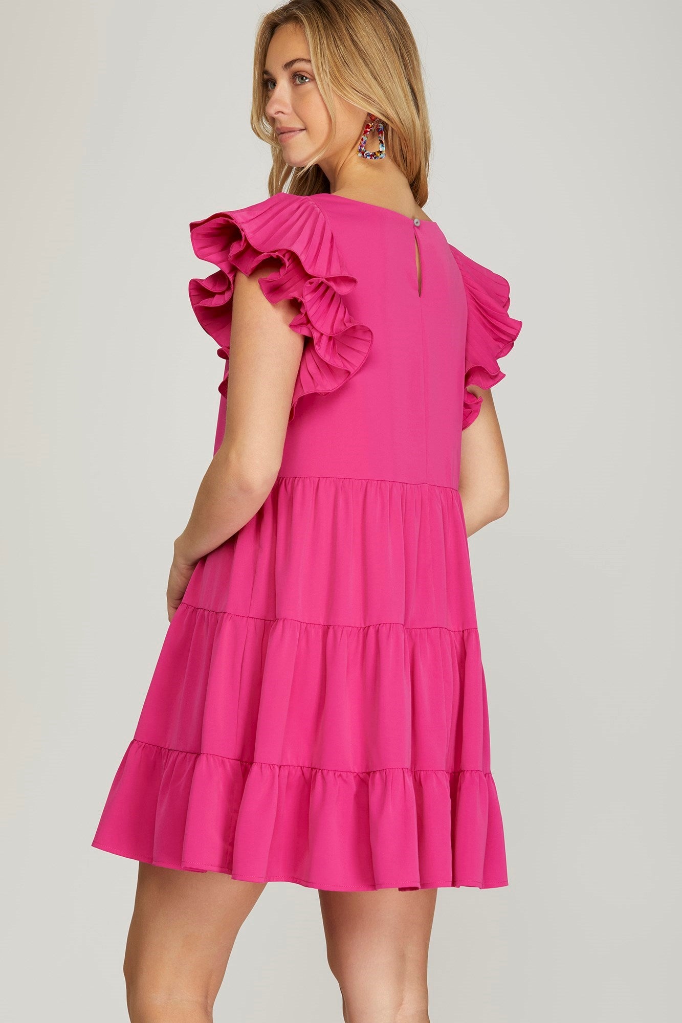 HOT PINK PLEATED RUFFLE SLEEVE TIERED WOVEN DRESS