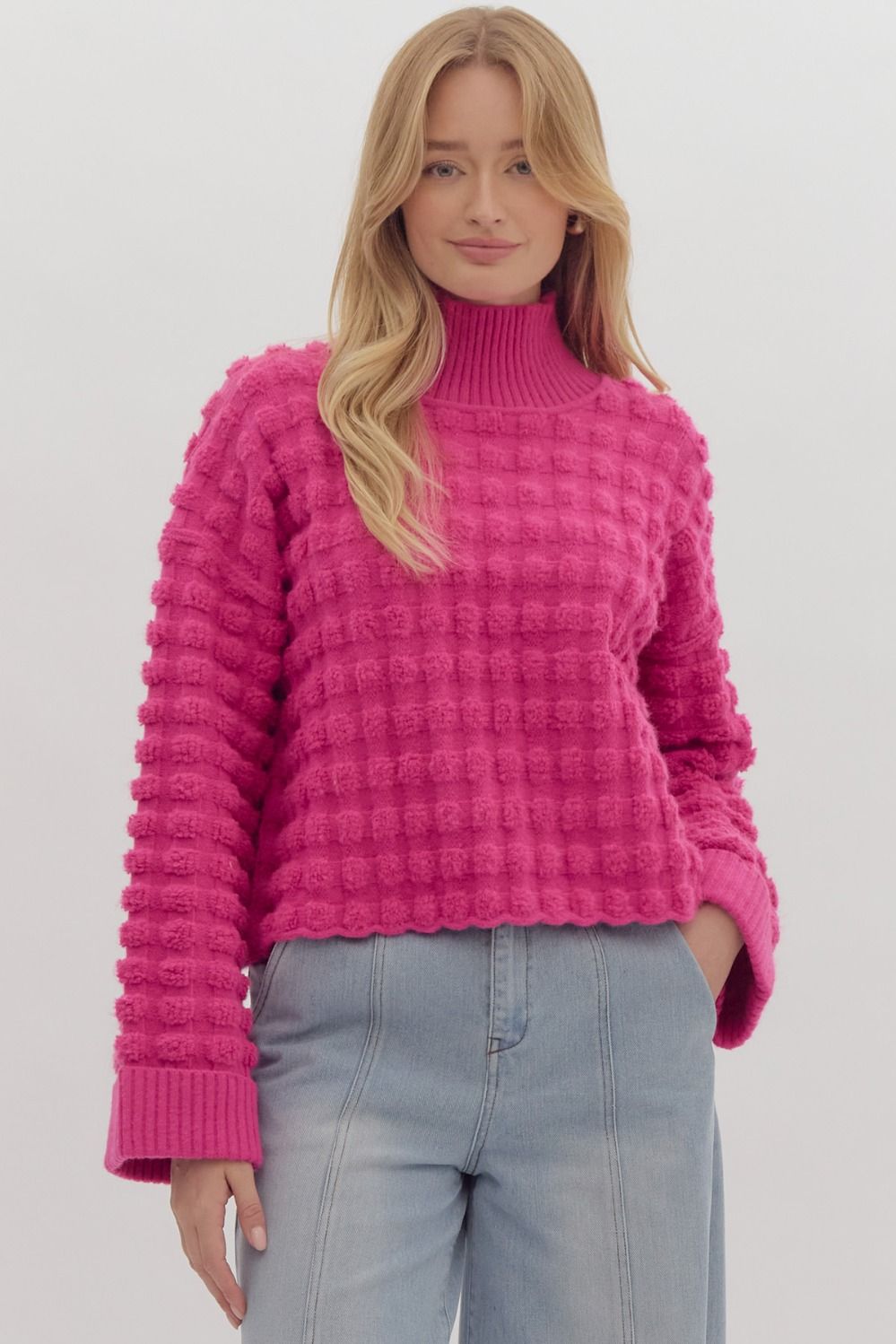 Fucshia Textured long sleeve turtleneck crop pullover